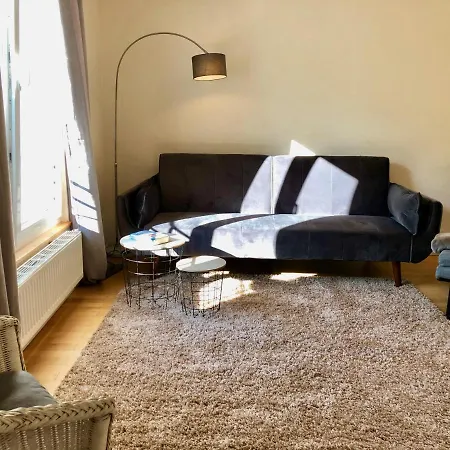 Appartement In Zweiter Seereihe
