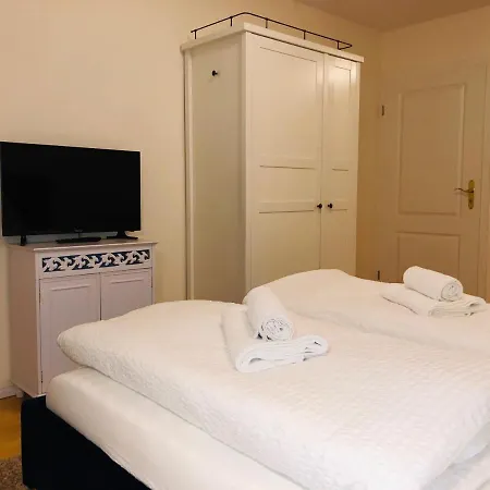Appartement In Zweiter Seereihe