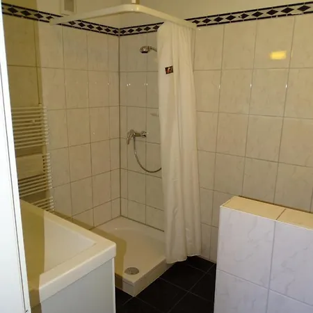 Appartement In Zweiter Seereihe Uberlingen