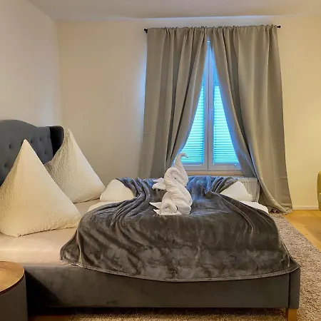 Appartement In Zweiter Seereihe